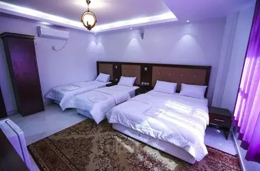 هتل آپارتمان قباد قشم